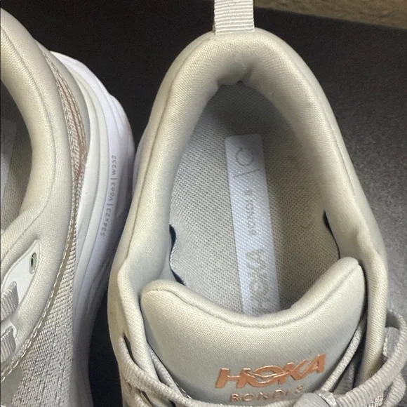 Hoka bondi 8 size 9.5 - Picture 7 of 10